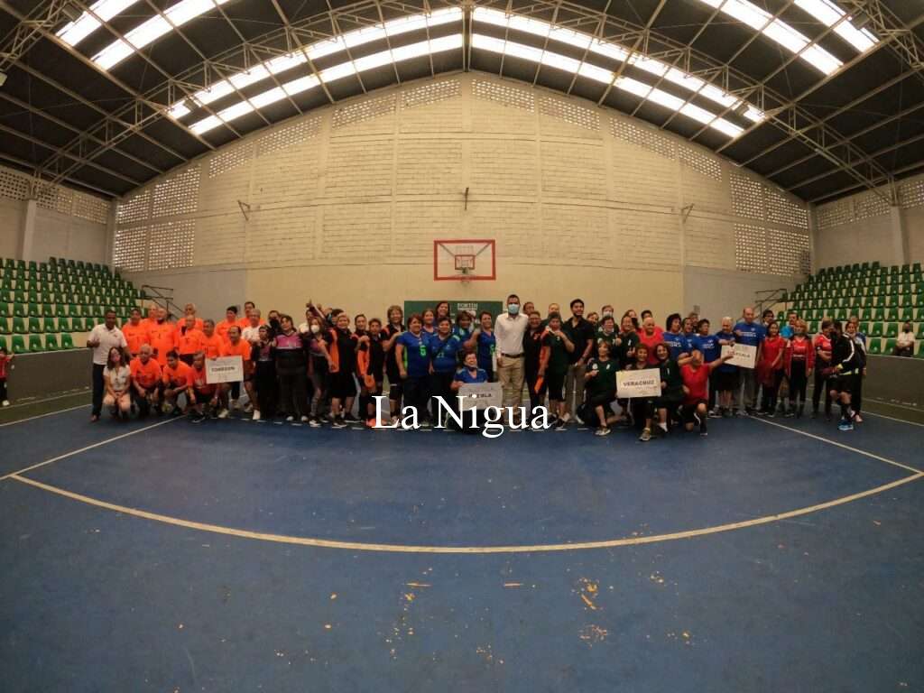 Inauguran torneo interestatal de Pelota Tarasca