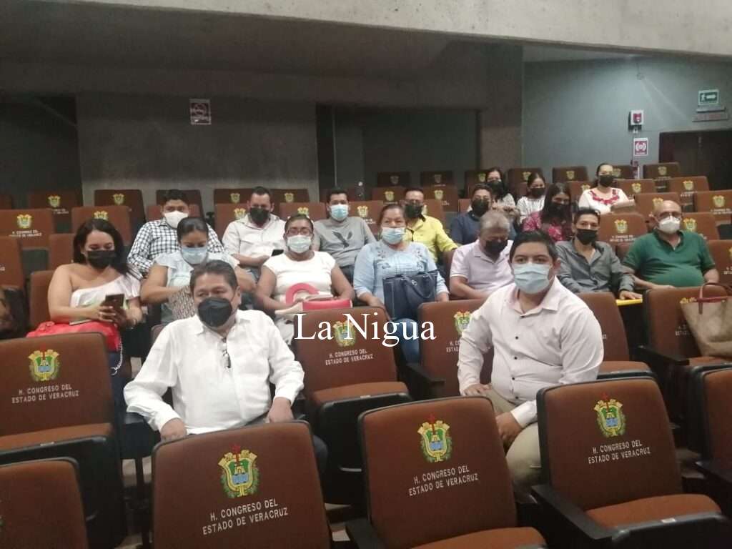 Recibe Enrique Cruz Canseco administración pública del municipio Jesús Carranza