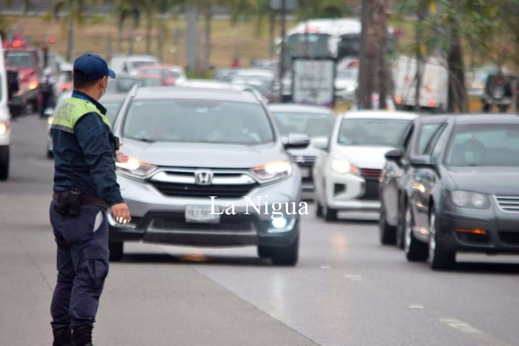 Exhorta Tránsito a automovilistas a extremar precauciones por lluvias