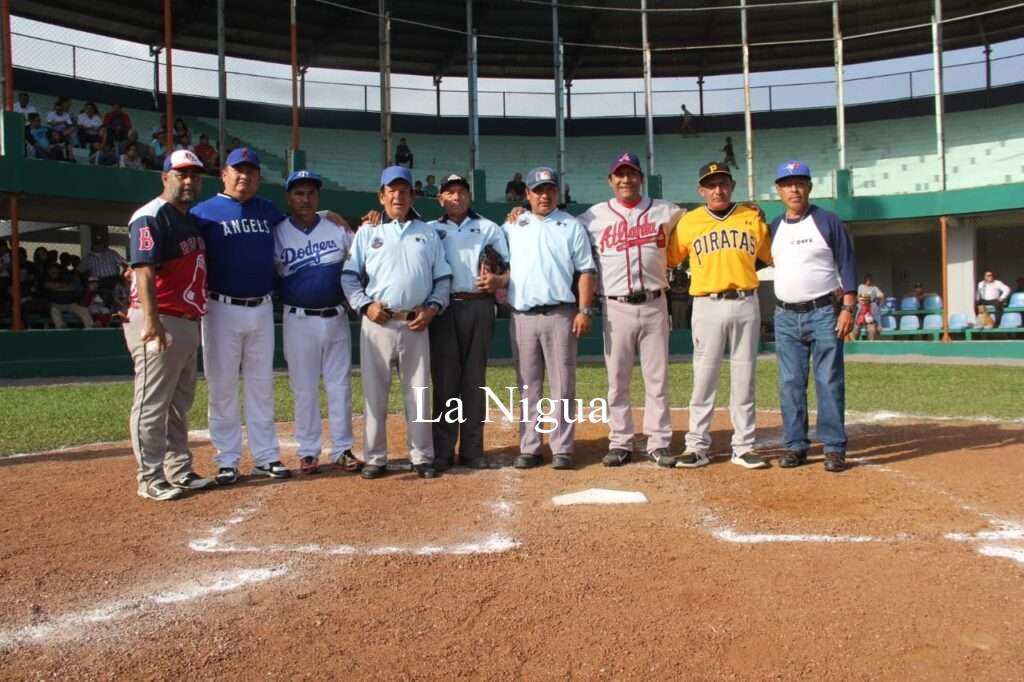 Las Selecciones Córdoba, 50-59 y 60 y más buscan recursos para el nacional