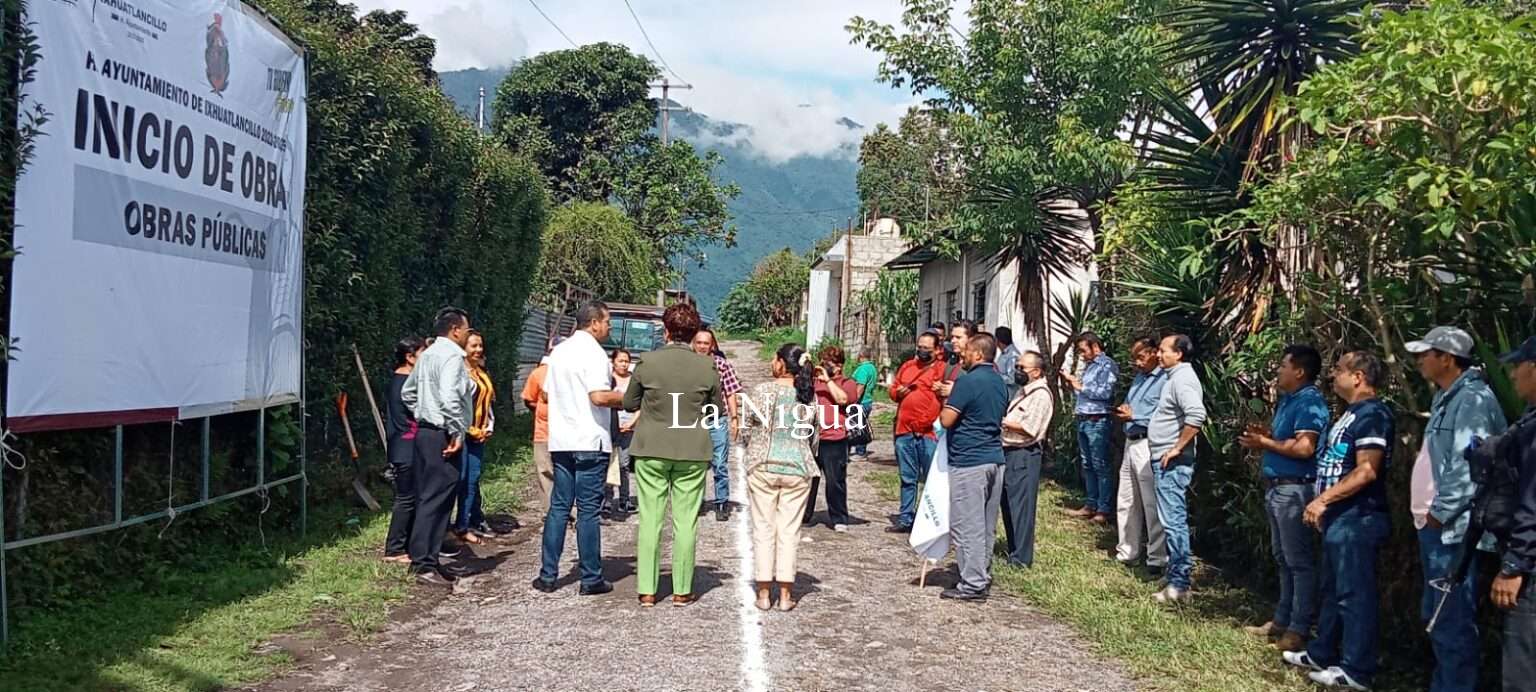 BANDERAZO  DE OBRA EN PRIVADA GARDENIAS LOCALIDAD SAN ISIDRO
