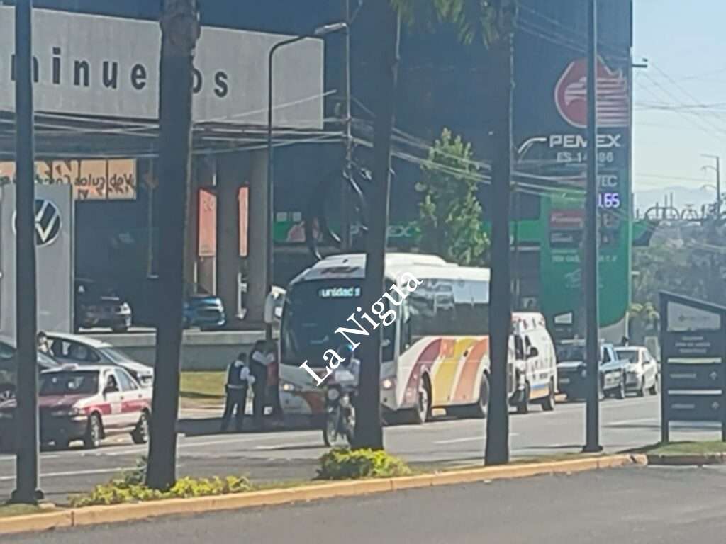 Se registra asalto de AU.