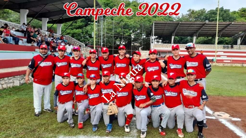 La Liga 30 Caballeros en la Pelea en el nacional 13-14