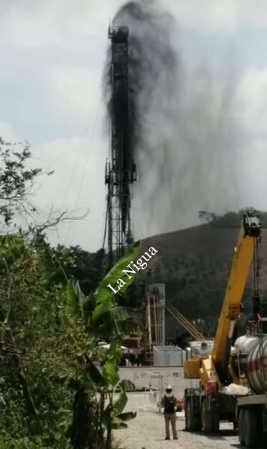 Queda controlado el pozo y mega fuga de hidrocarburos en Papantla