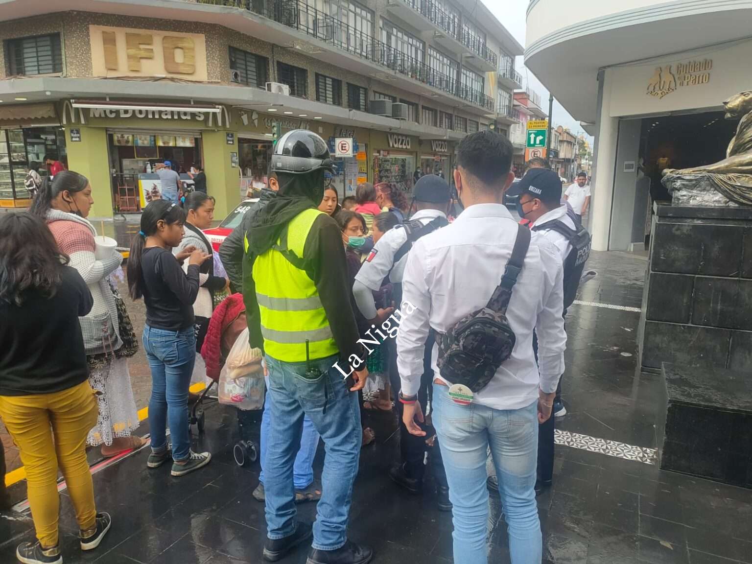 Pierde a sus hijas en Centro Histórico
