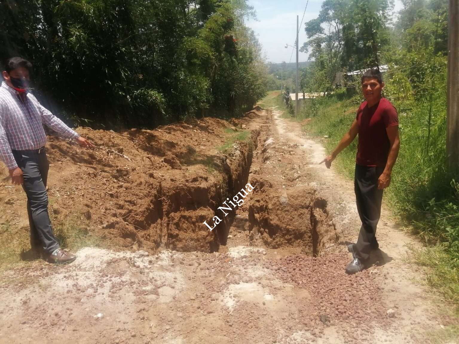 Dejan a medias obra de red de drenaje sanitario en la colonia Las Maravillas de Emiliano Zapata