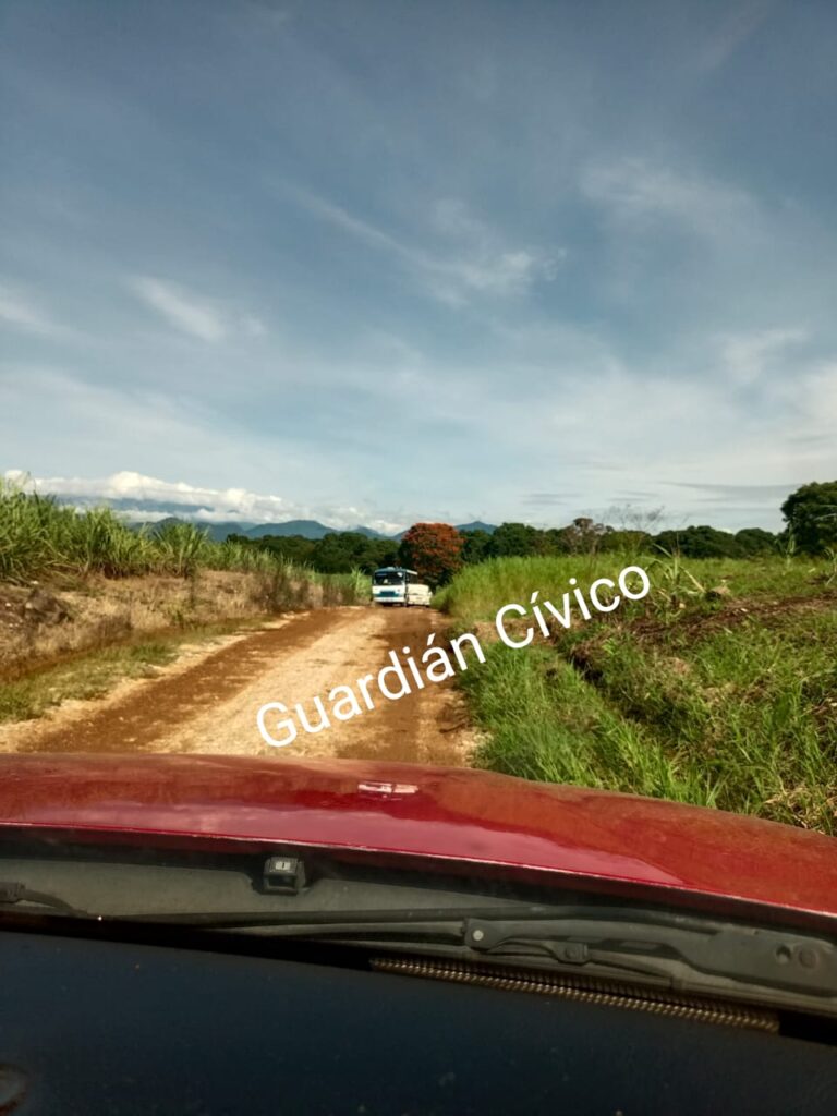 Encuentran cuerpo colgando a la altura den Panteón en San Rafael Calería