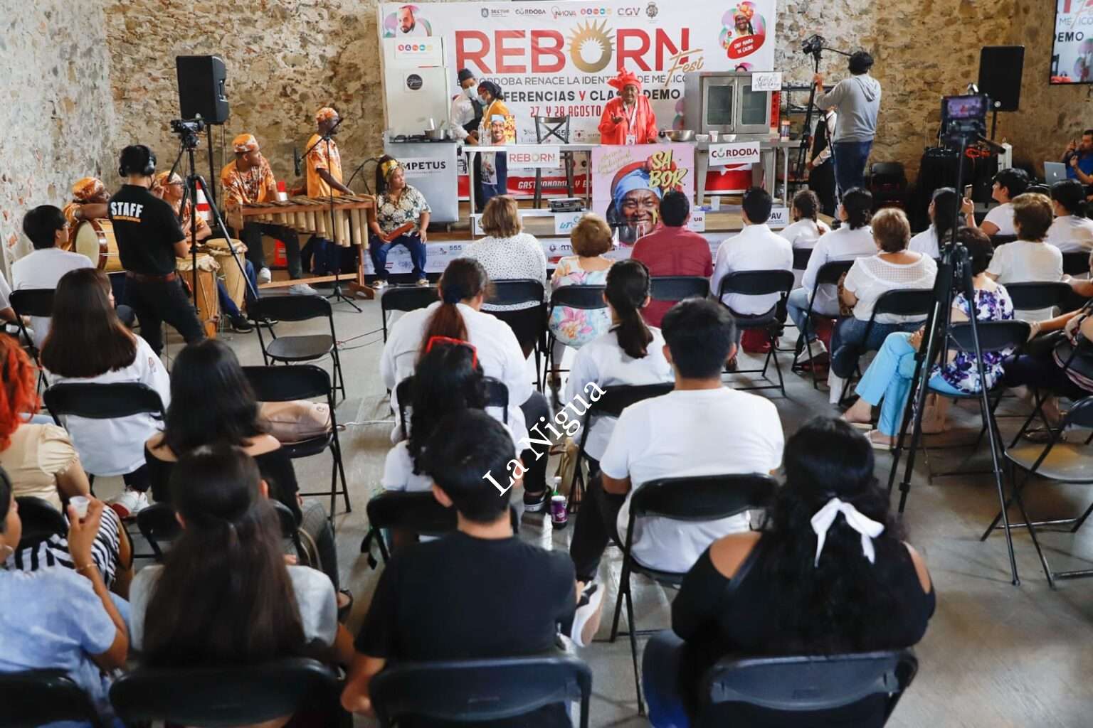 Combinan sabores y tradición en clases demo del Reborn Fest 2022
