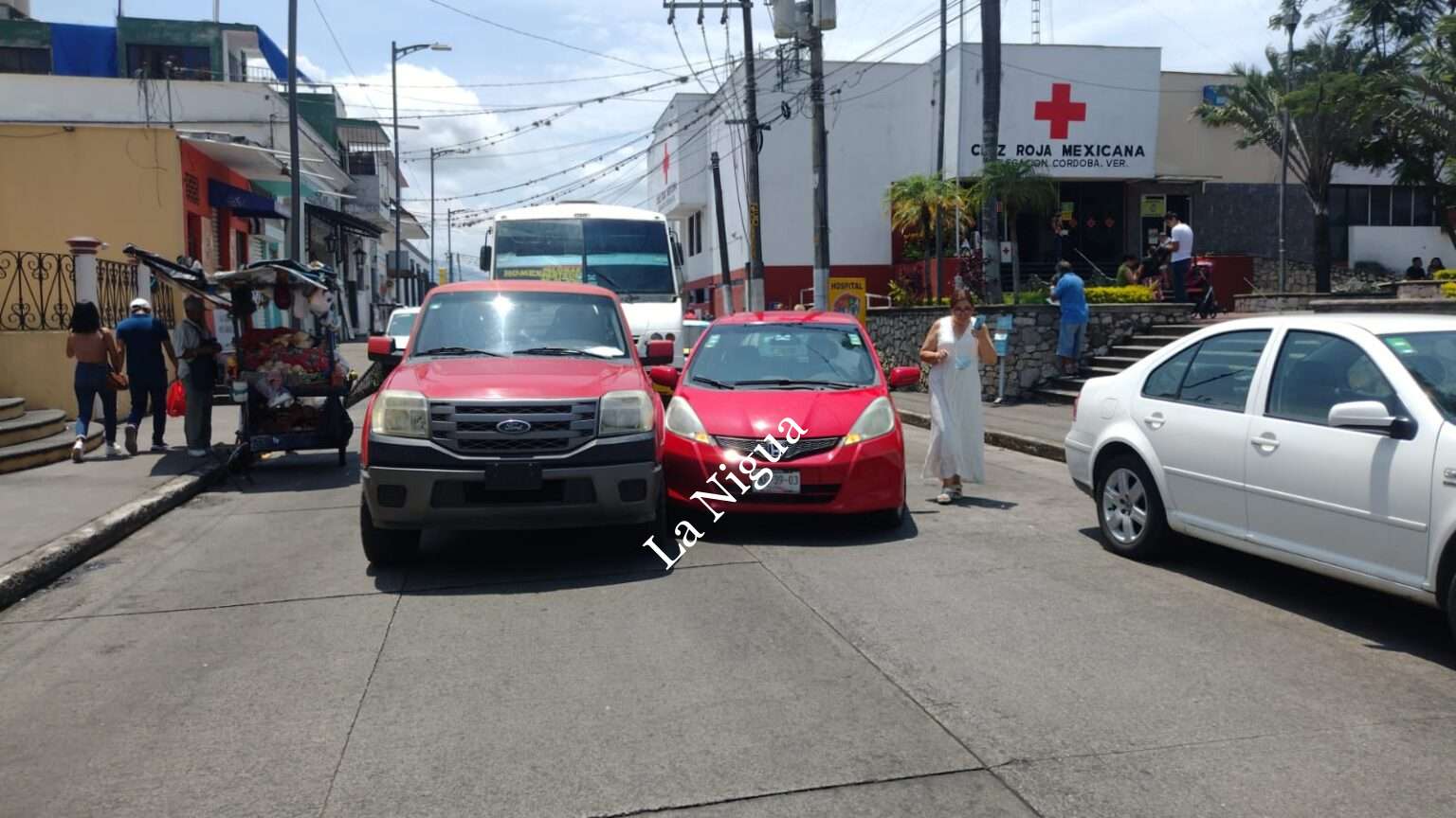 Choque deja solo daños materiales