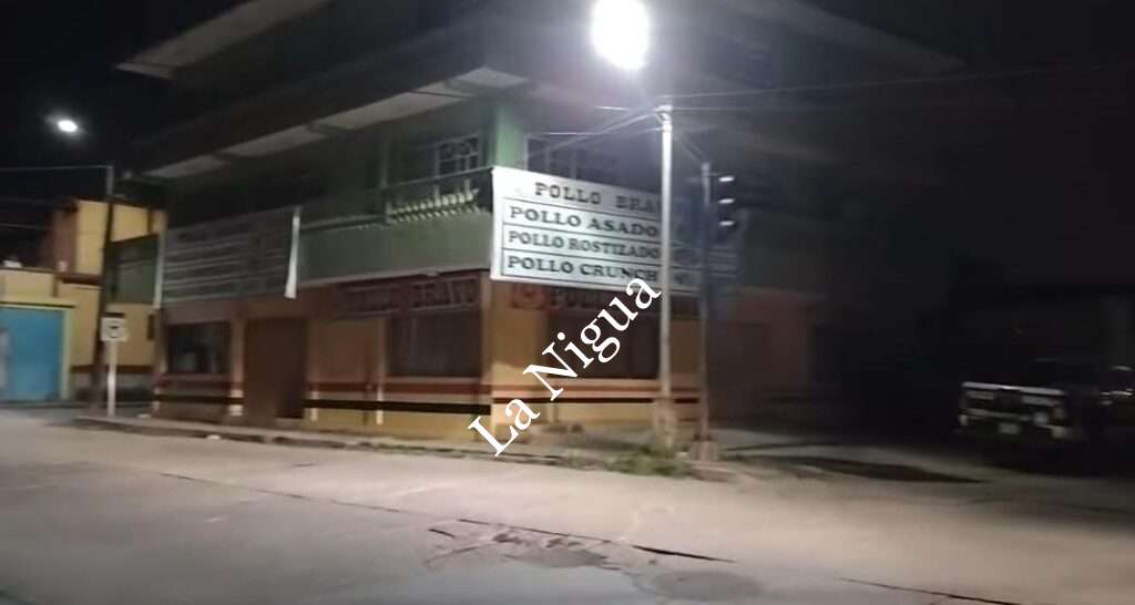 Balean negocio en Minatitlán