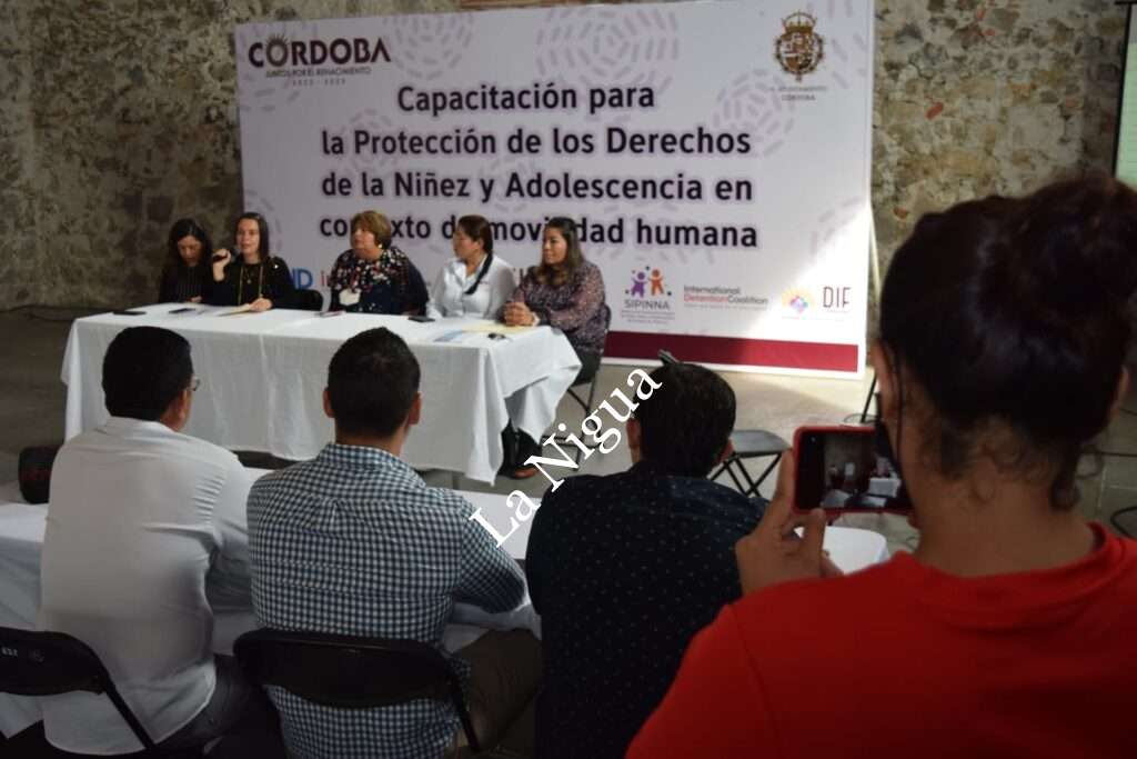 Reciben autoridades capacitación sobre derechos de la niñez en contexto migratorio