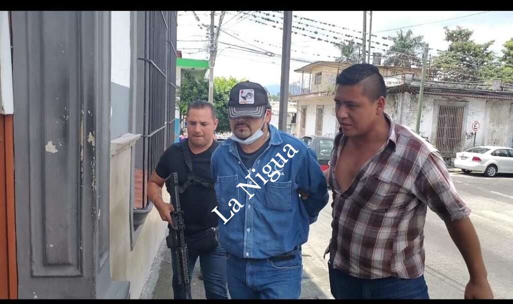 Detienen a sujeto por delitos contra la salud