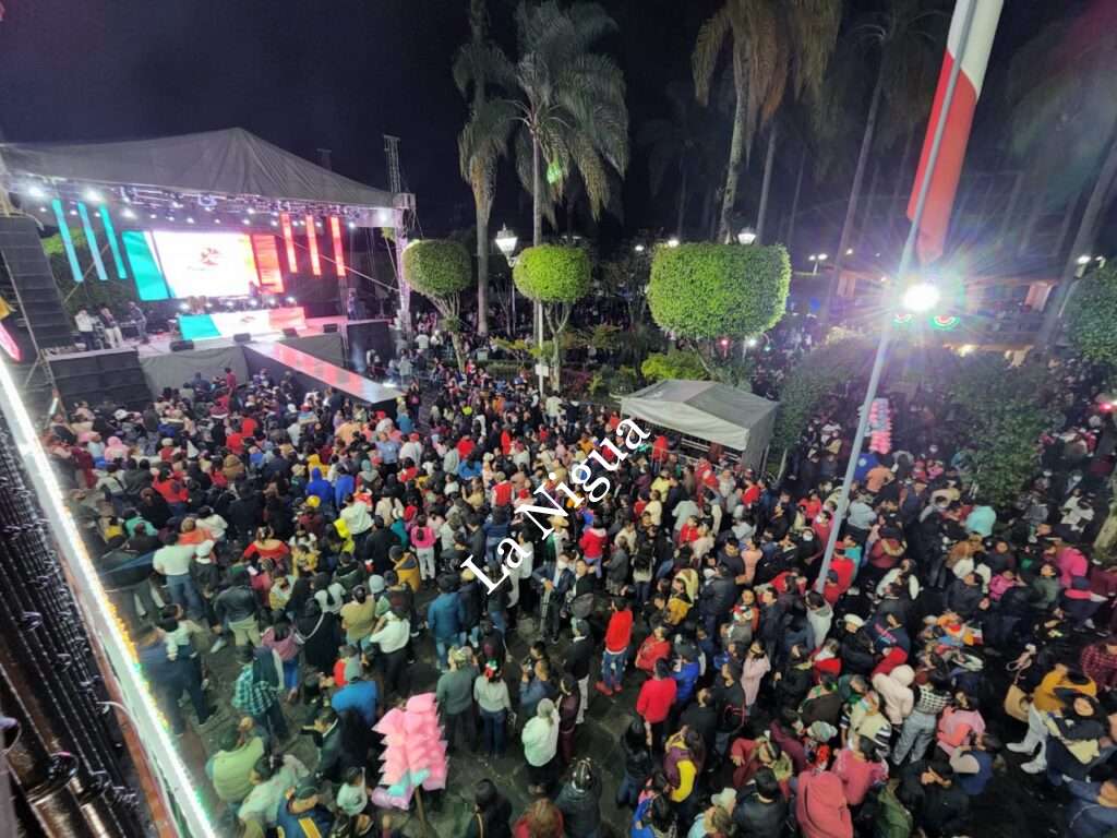 Celebra Huatusco el grito de independencia