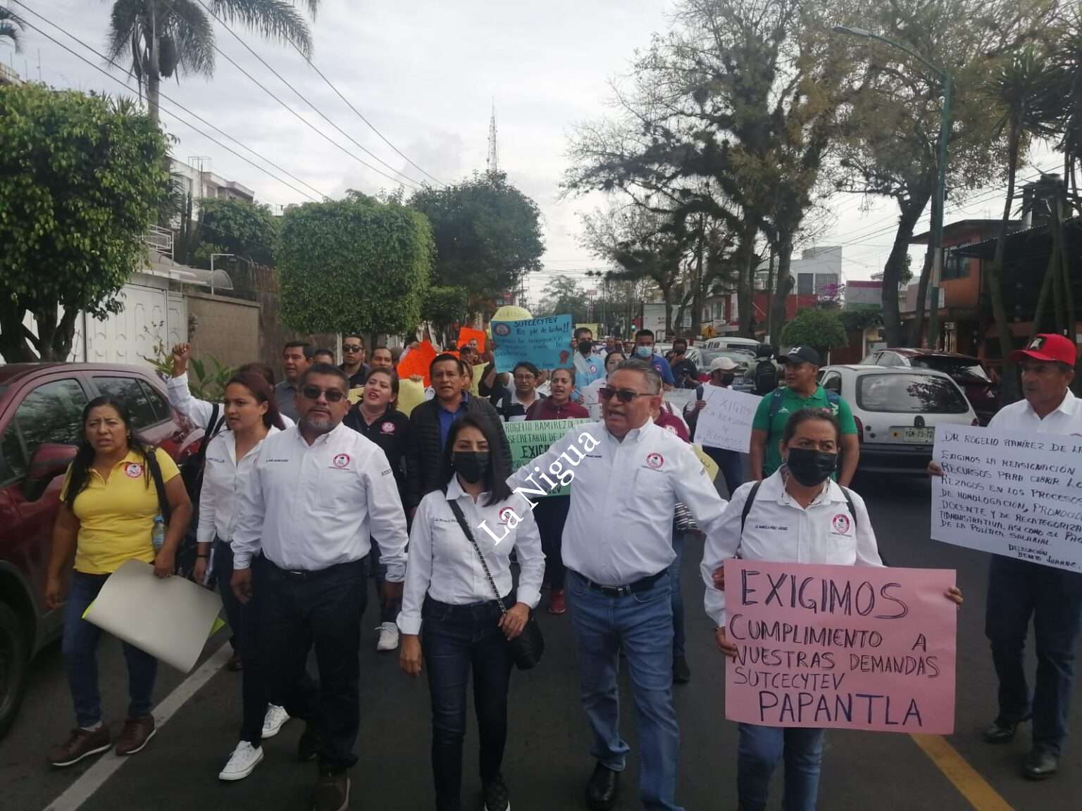 Se manifiesta el SUTCECYTEV en Xalapa