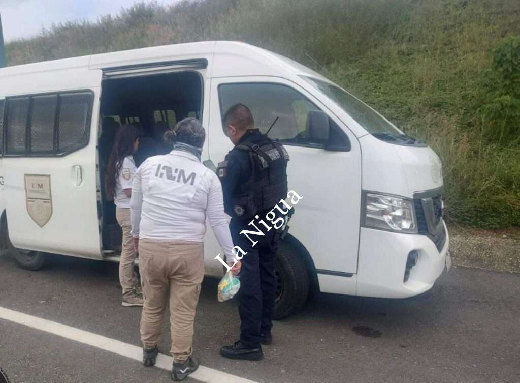 Resguarda SSP a ocho migrantes en la zona sur