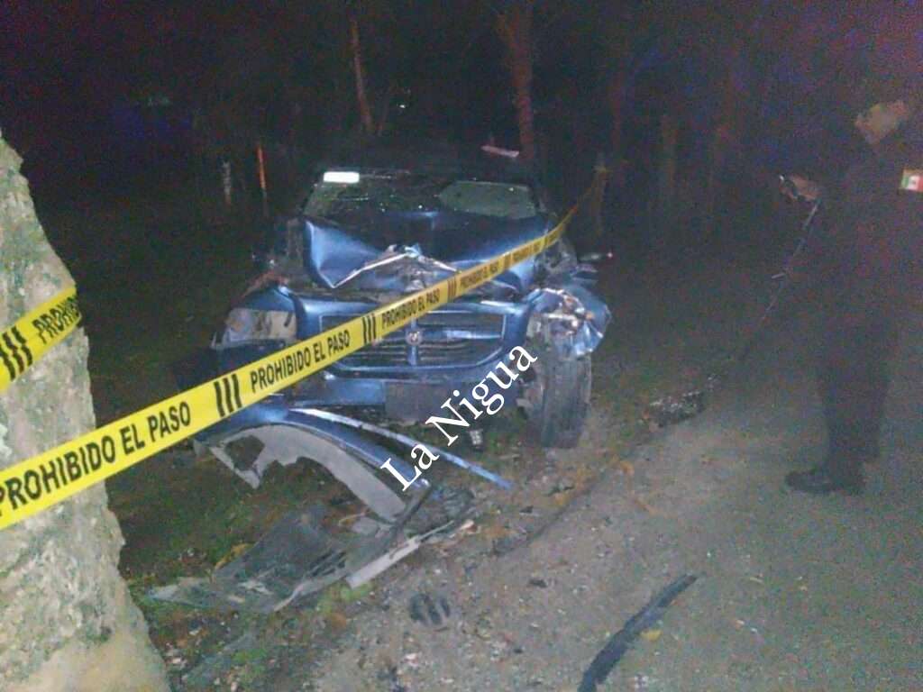 Petrolero se mata al chocar su vehículo en carretera Villahermosa-Frontera