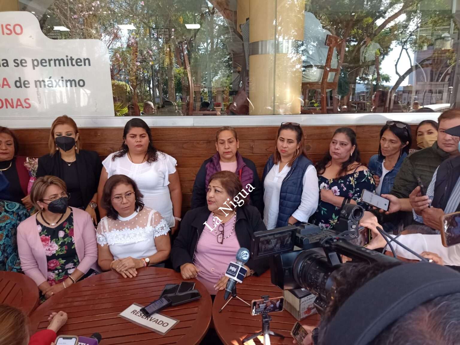 Integrantes del SNTE cuestionan comparecencia del Secretario de Gobierno