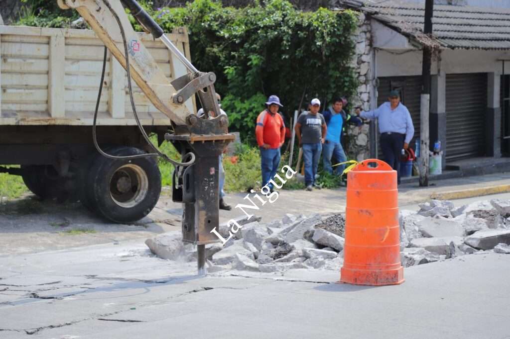 Benefició Caminos Municipales a 36 colonias y comunidades con “Programa Emergente de Bacheo”