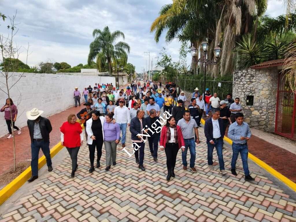 Con orgullo el Gobierno de Huatusco, inaugura calle emblemática de nuestra ciudad: La Calle del Panteón.
