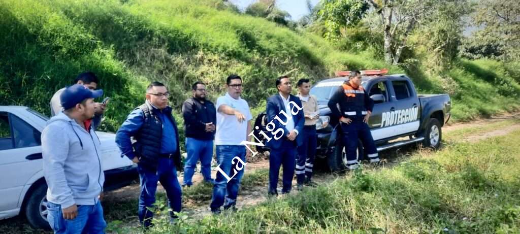 Recorre alcalde de Chocamán terreno que donde se instalará unidad académica