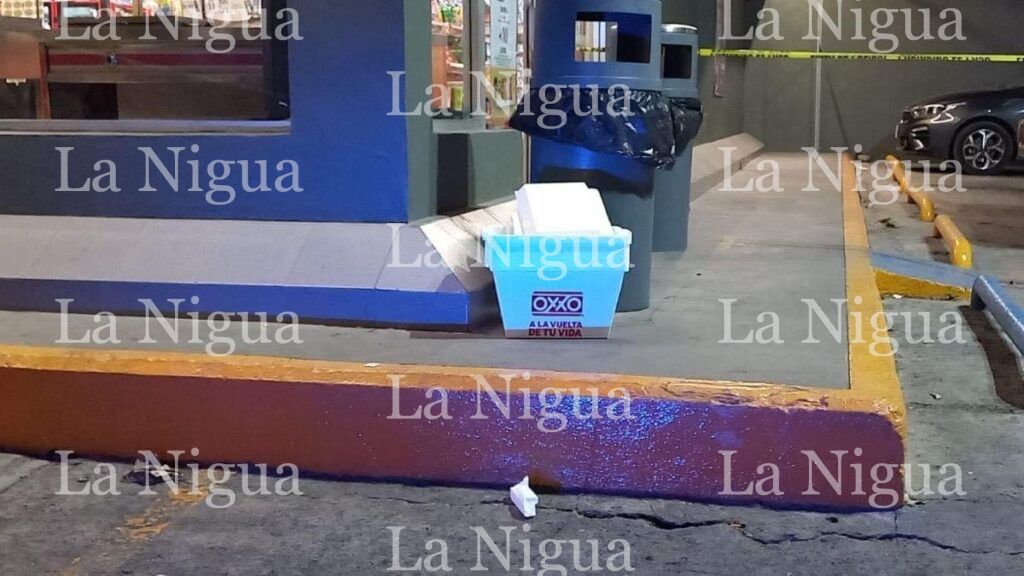 Encuentran hielera con un corazón