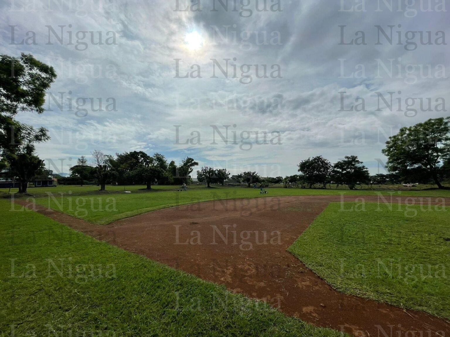 Rehabilitarán gradas y sanitarios en Multideportivo 30 Caballeros