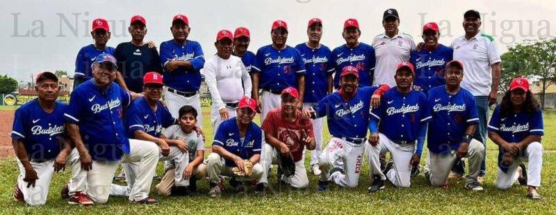 Budi Dent está adelante 7-1 en la quinta entrada contra Coletos