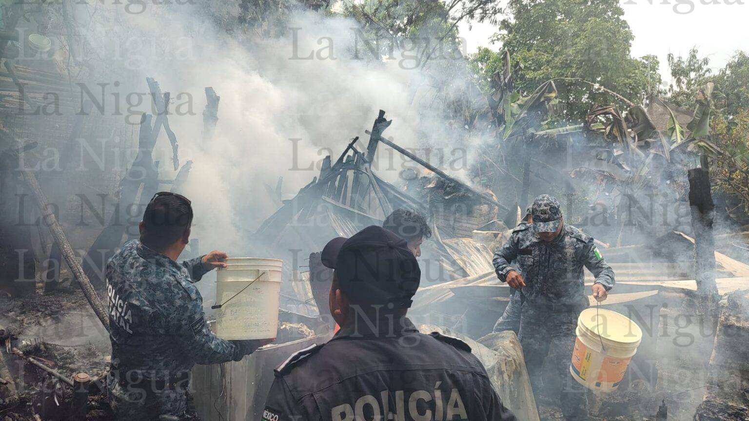 INCENDIO ACABÓ CON UNA CASA EN EL SEMINARIO