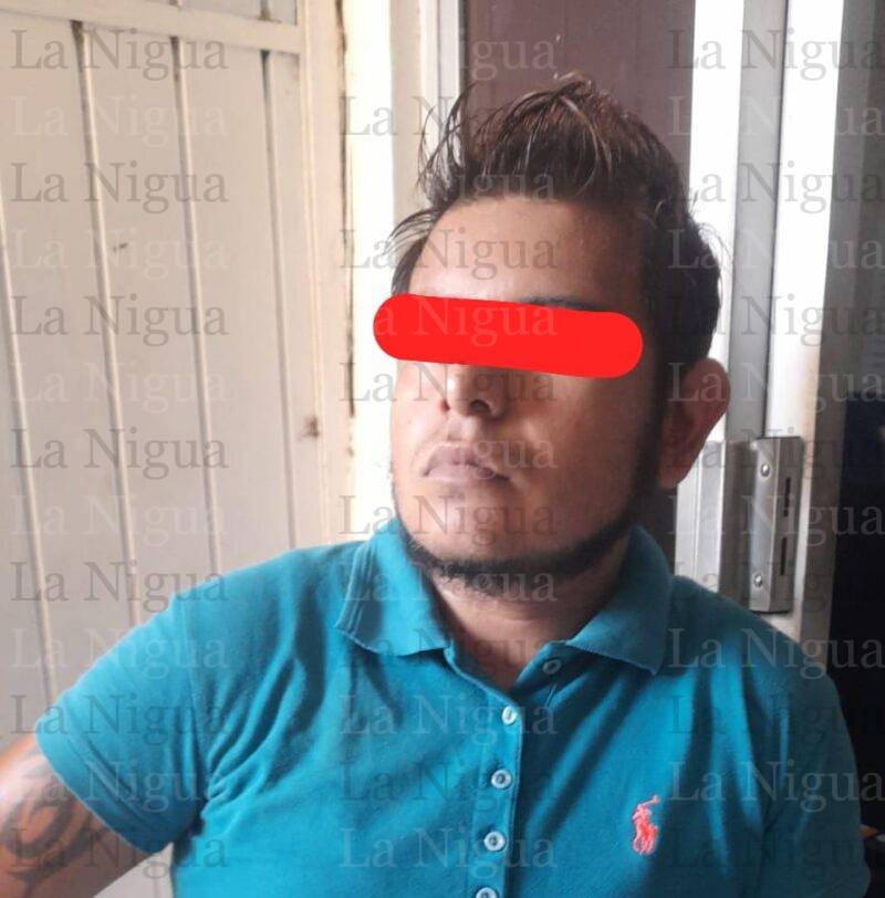 Sujeto es detenido con marihuana y cristal en Las Choapas