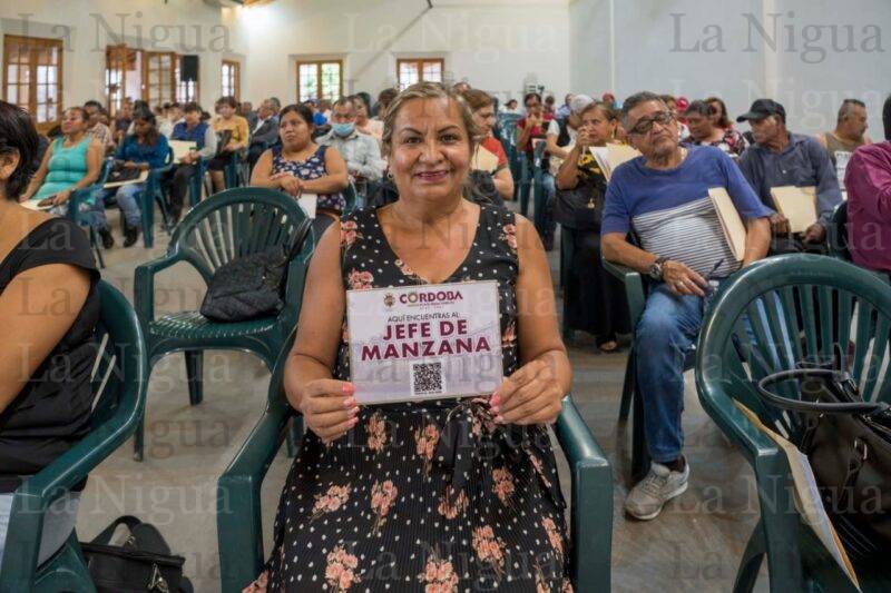 Toman protesta 276 Jefas y Jefes de Manzana de las colonias Fraternidad, Antorchista y El Dorado