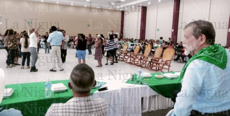 La CNPR Yanga agasajó a las mamás productoras de caña