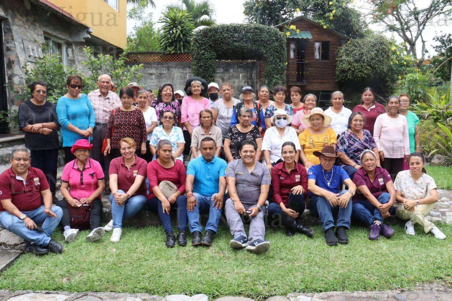 Visita Club del Abuelo Centro de Apiterapia Fortín