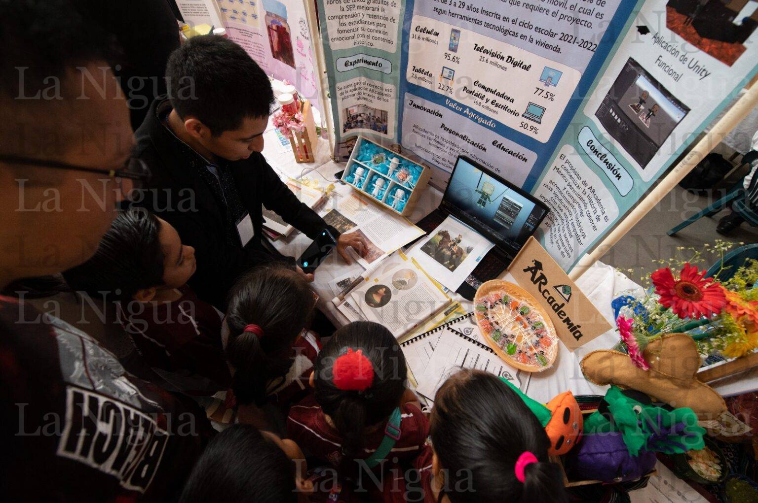 Alumnos presentan innovadores proyectos en Expo Ciencias Regional Córdoba