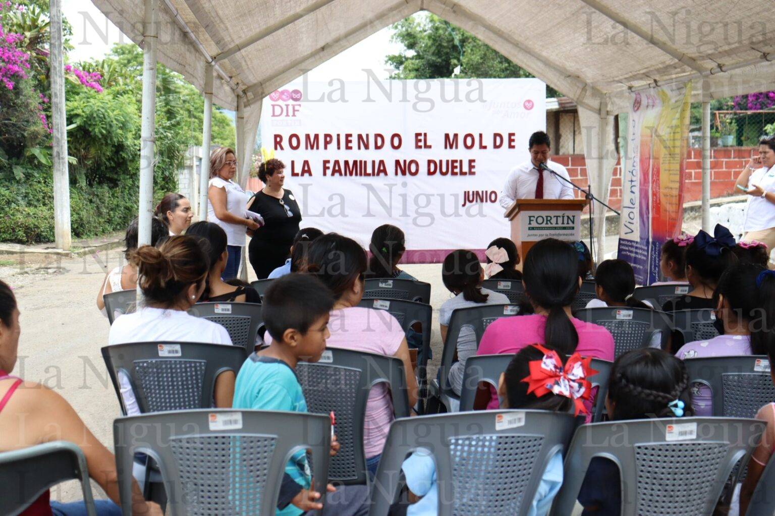 Responden habitantes de Villa Libertad y San Martín a jornada “Rompiendo el molde La familia no duele”