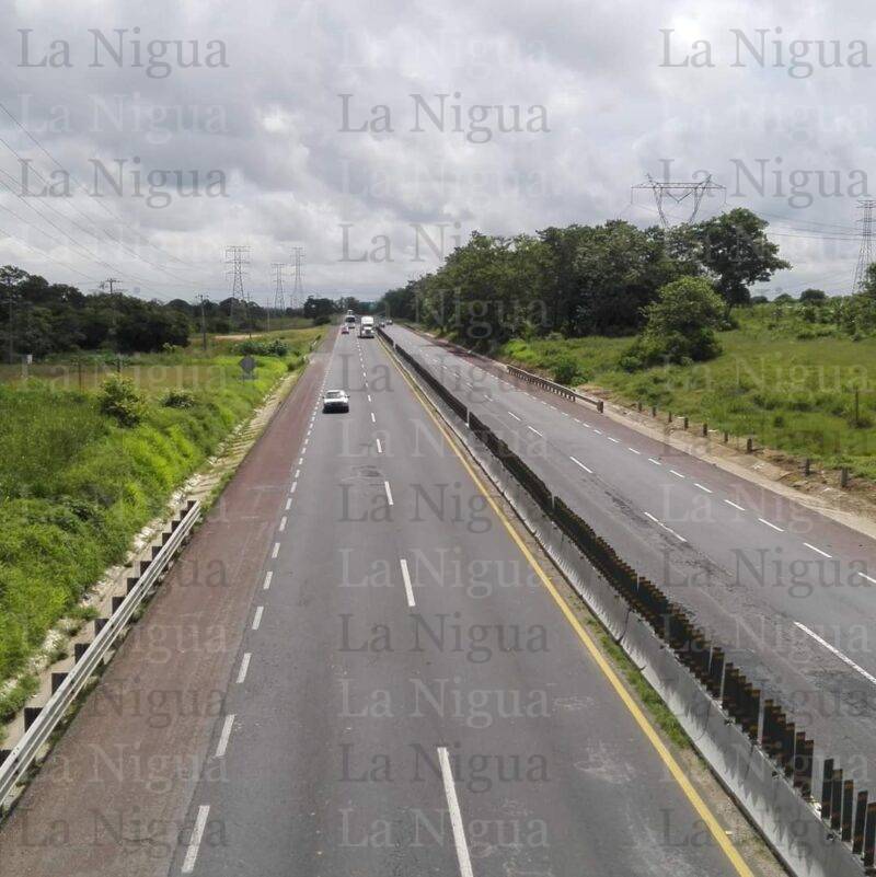 Arrojan restos Humanos en autopista Cosoleacaque-Nuevo Teapa