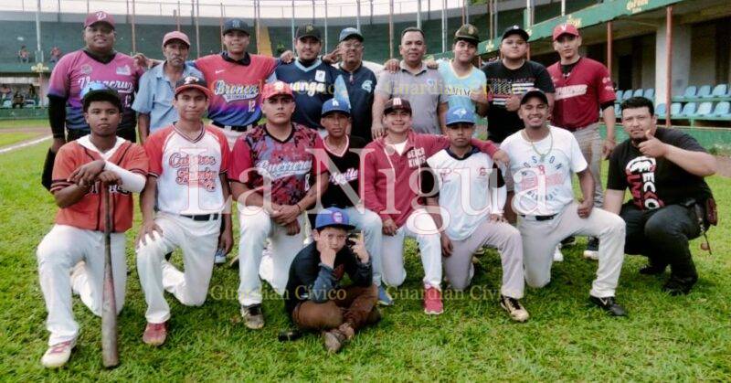 Cachorros de Cosco, ganó juego  de volteretas a Grupo Garrido 10-11