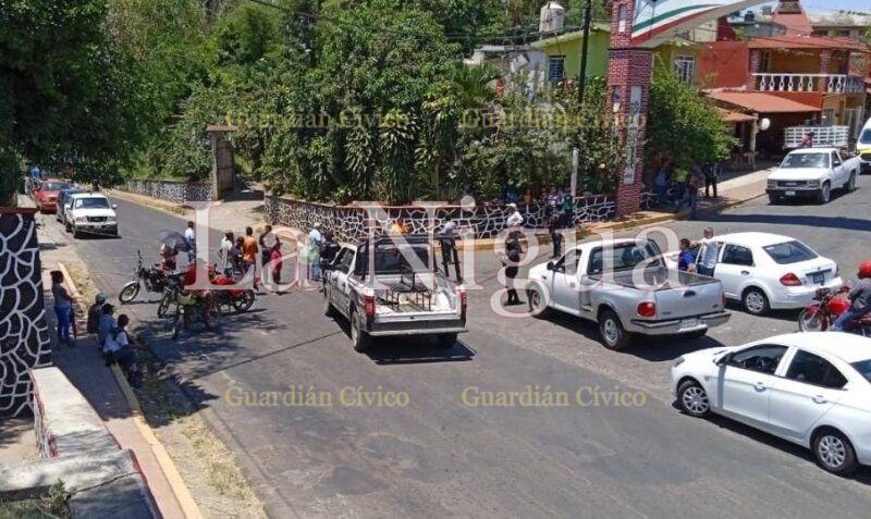 Pobladores de Tlatetela se manifiestan; llevan más de un mes si agua