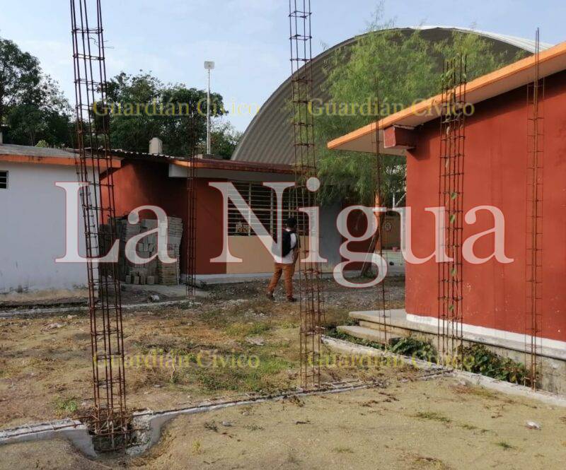 Escolar, pierde la vida;  tras enterrarse una varilla en la cabeza en Coyutla