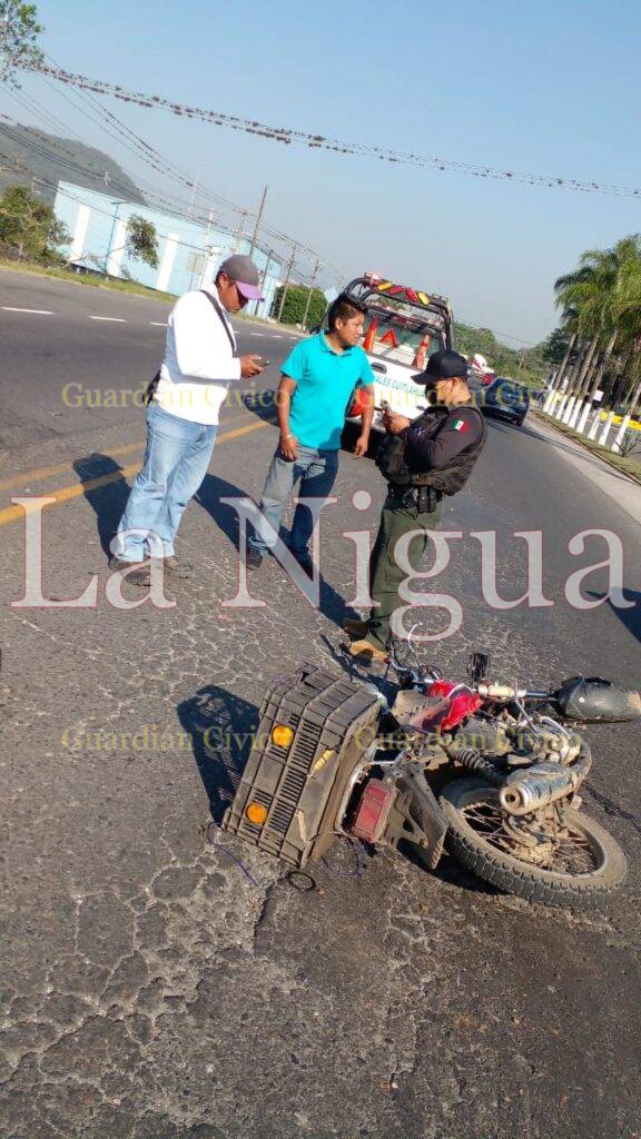 Choca motociclista sobre la federal Córdoba-Veracruz