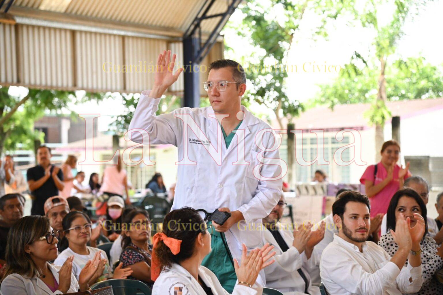 Inaugura Presidente Juan Martínez Feria de la Salud con Especialistas en San Rafael Calería