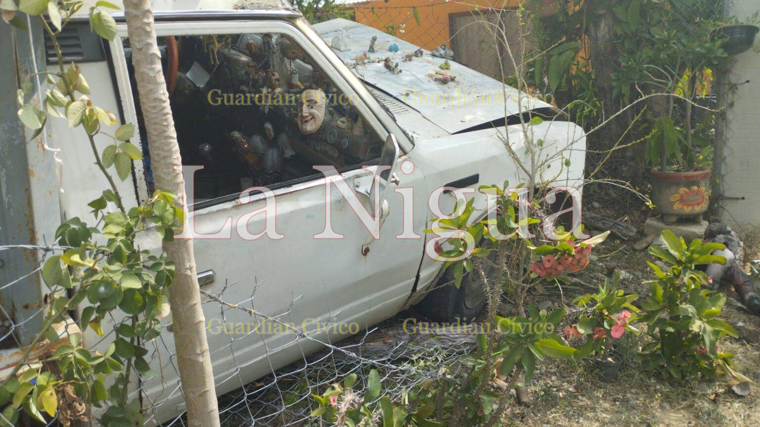 El Toro resulta ileso tras quedarse sin frenos y chocar contra un cerco