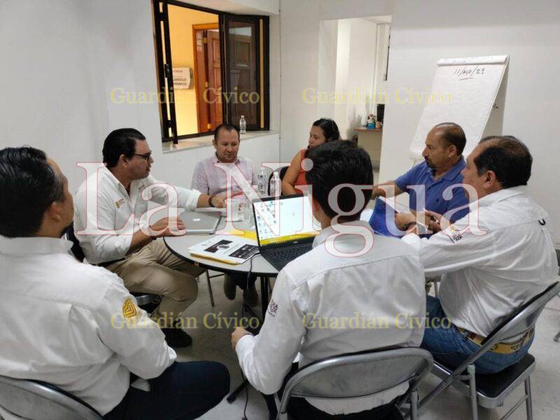 Vinculan Sedecop y Desarrollo Económico a dos empresas para exportar productos