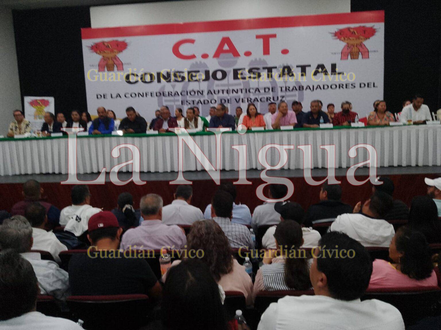 En Xalapa realizan consejo estatal de la CAT