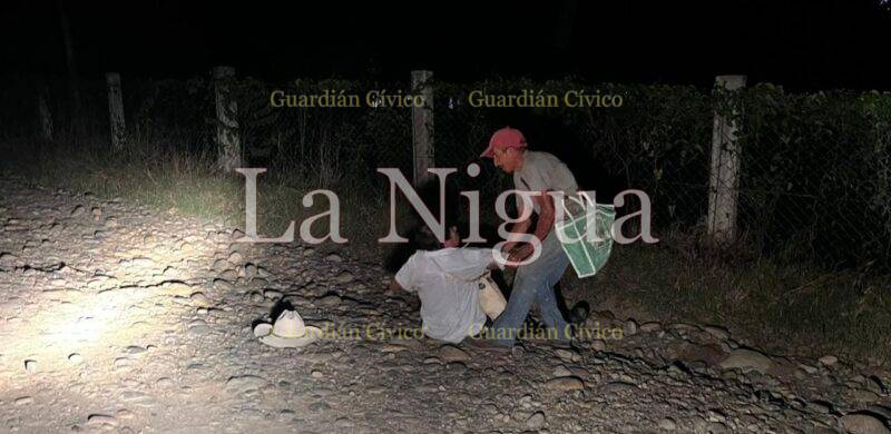 Ebrio a punto de morir aplastado