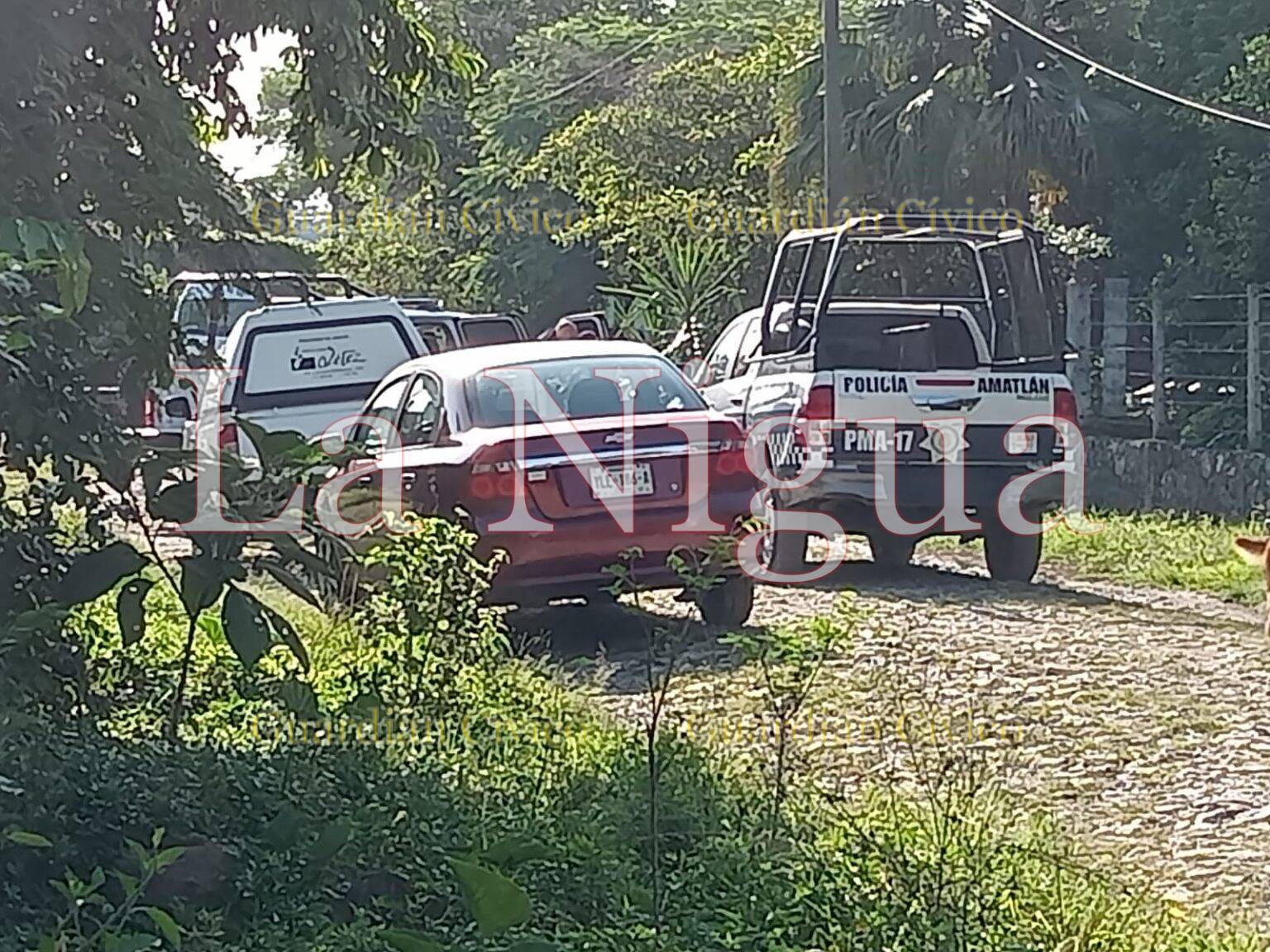 Escapa por la puerta falsa