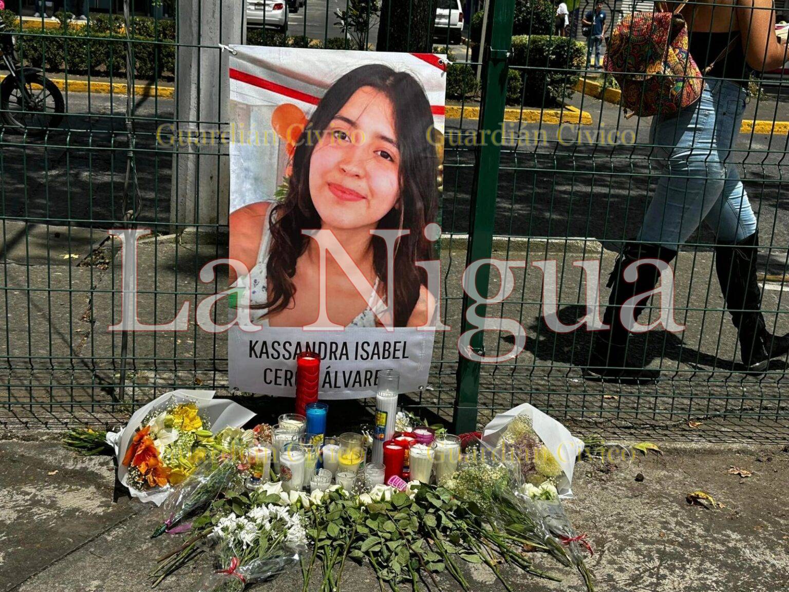 CONSTERNA MUERTE DE ESTUDIANTE NARANJENSE