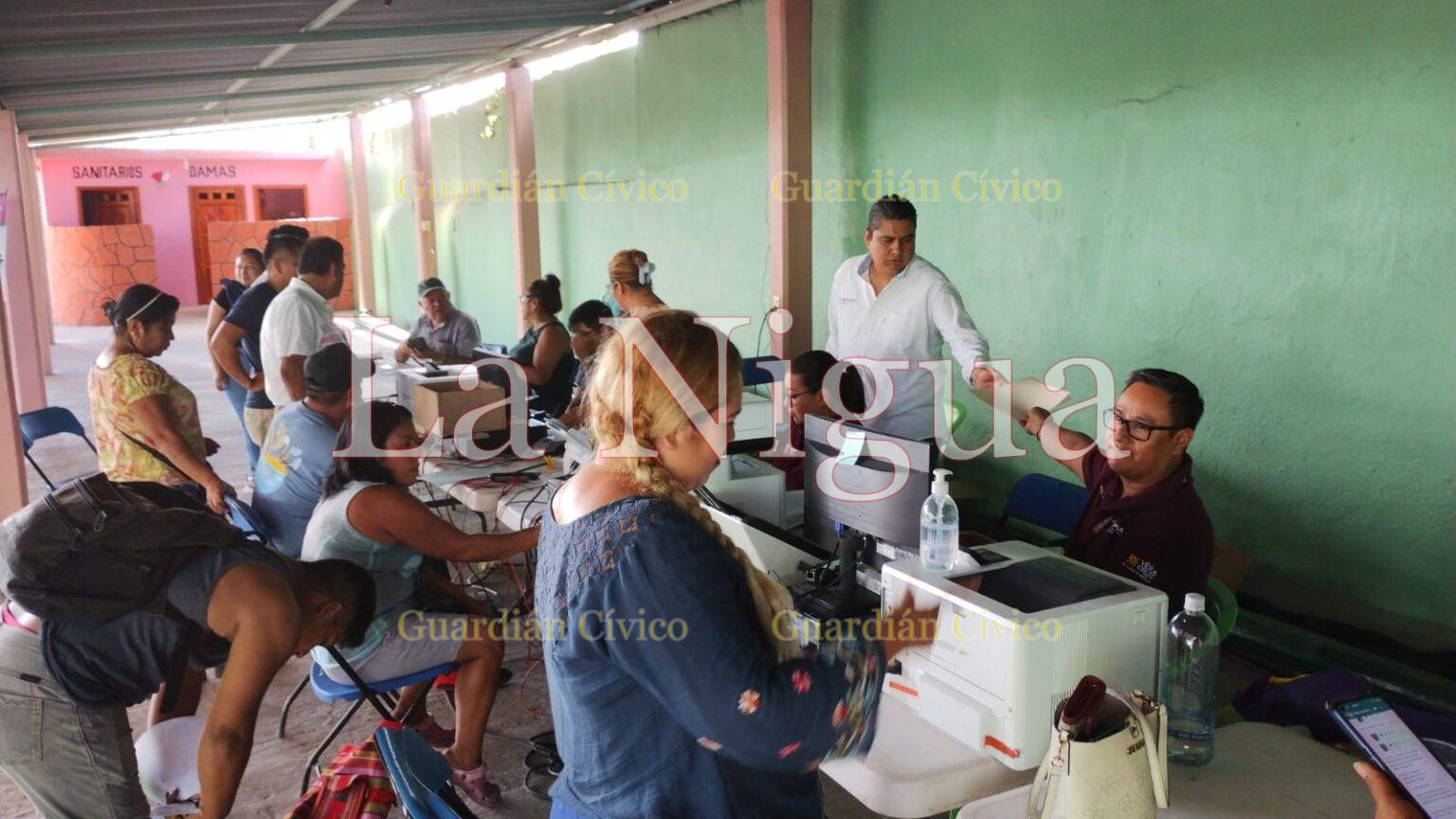 Invitan autoridades a los motociclistas a regular sus unidades en Papantla
