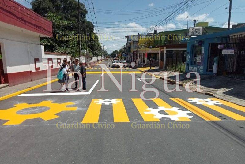 Realiza Ayuntamiento de Córdoba programa de balizamiento y pasos peatonales en escuelas