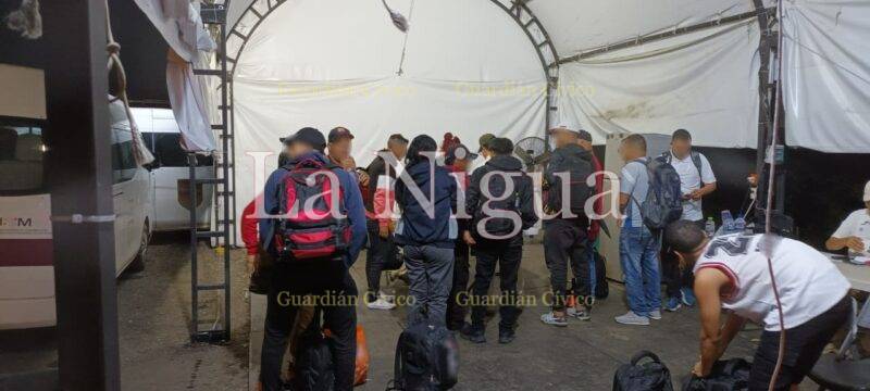 Interceptan a migrantes africanos en el sur de Vercruz