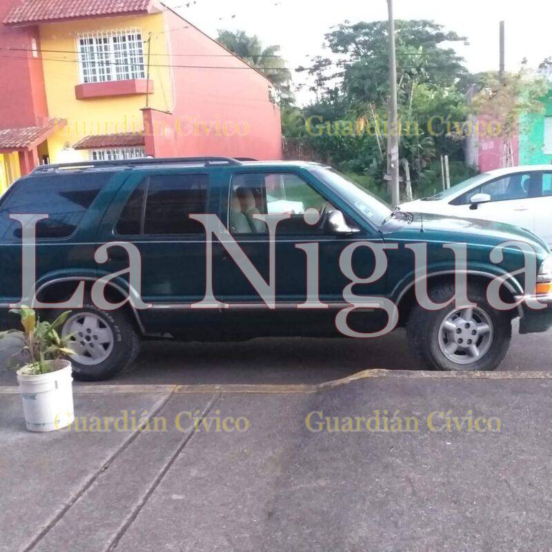 Roban camioneta en la colonia Centro de Fortín